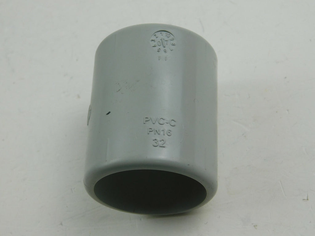 Georg Fischer Muffe egal d32 PN16 723 910 108 PVC-C        **  15 Stück  **