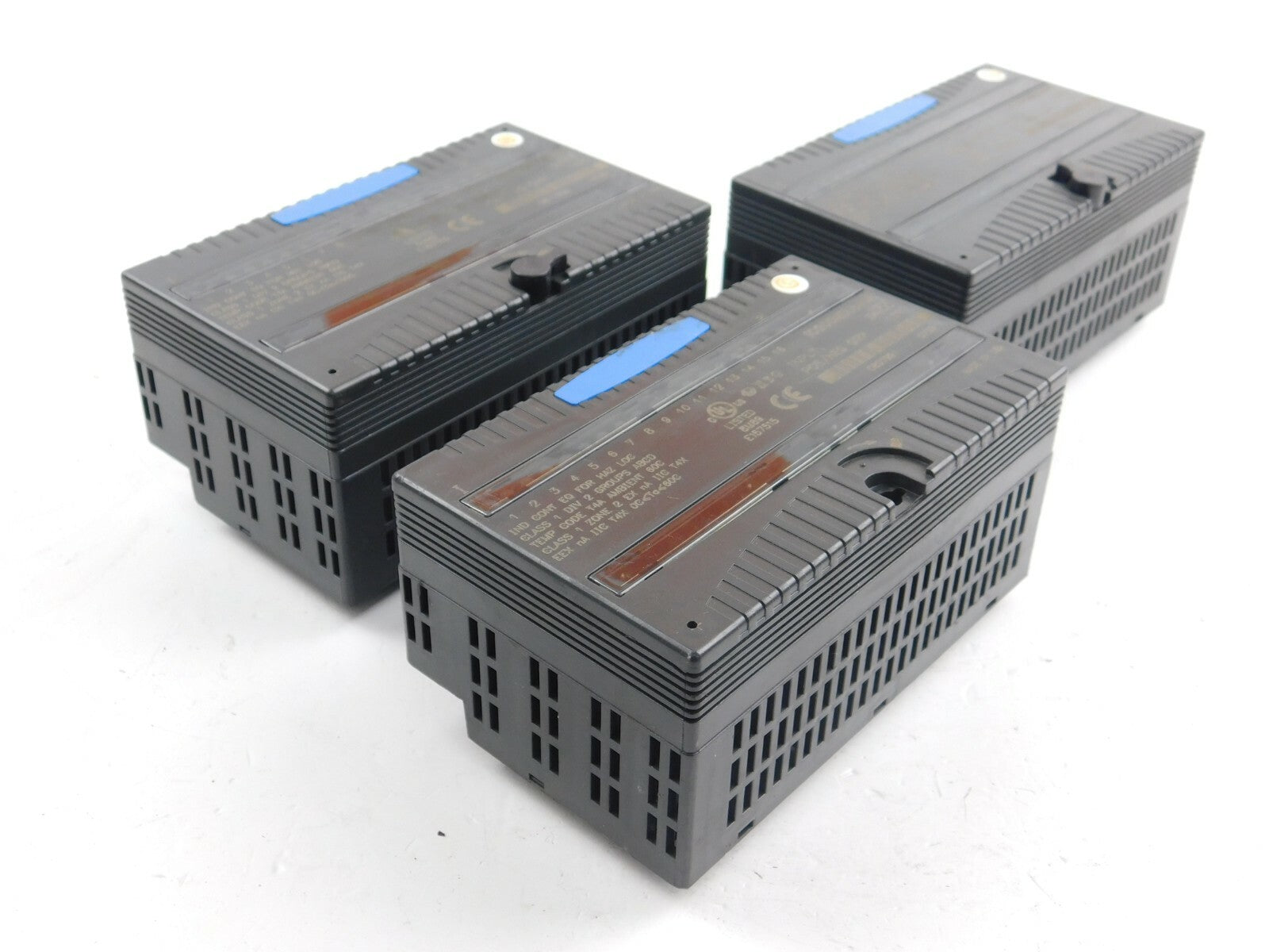 GE Fanuc IC200MDL640F Input 24VDC  Pos/Neg GRP  16PT  ** 3 Stück **