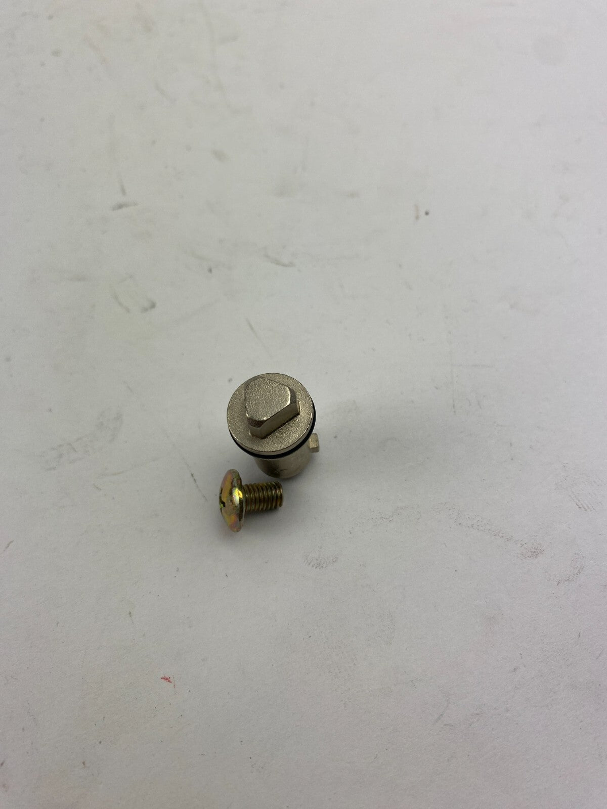 General Electric 813068 Double BiT