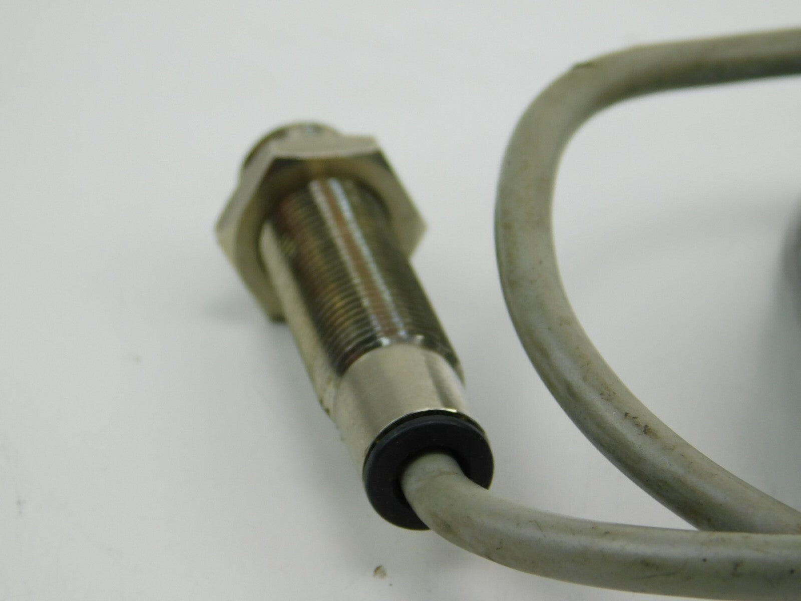 CONTRINEX Näherungsschalter DW-RD-501-M12