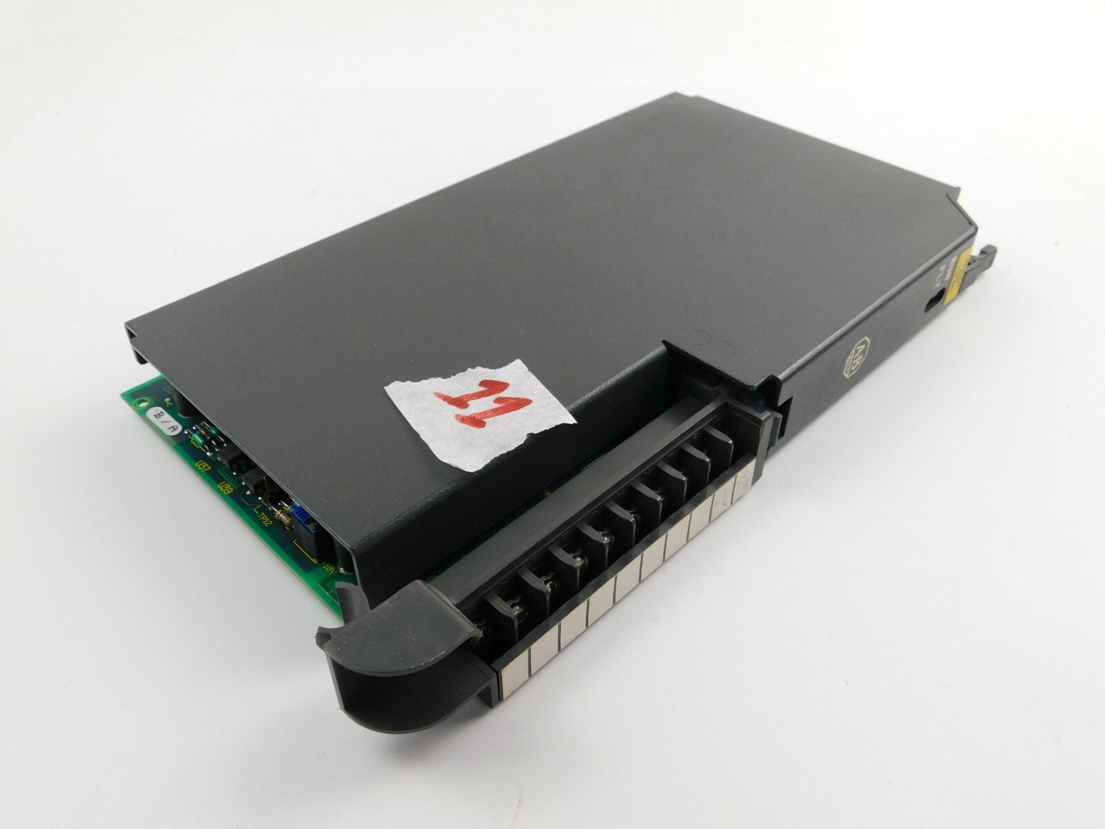 Allen Bradley CAT.NO.1771-OFE2 SERIE B  ANALOG INPUT MODULE ( 12 BIT)