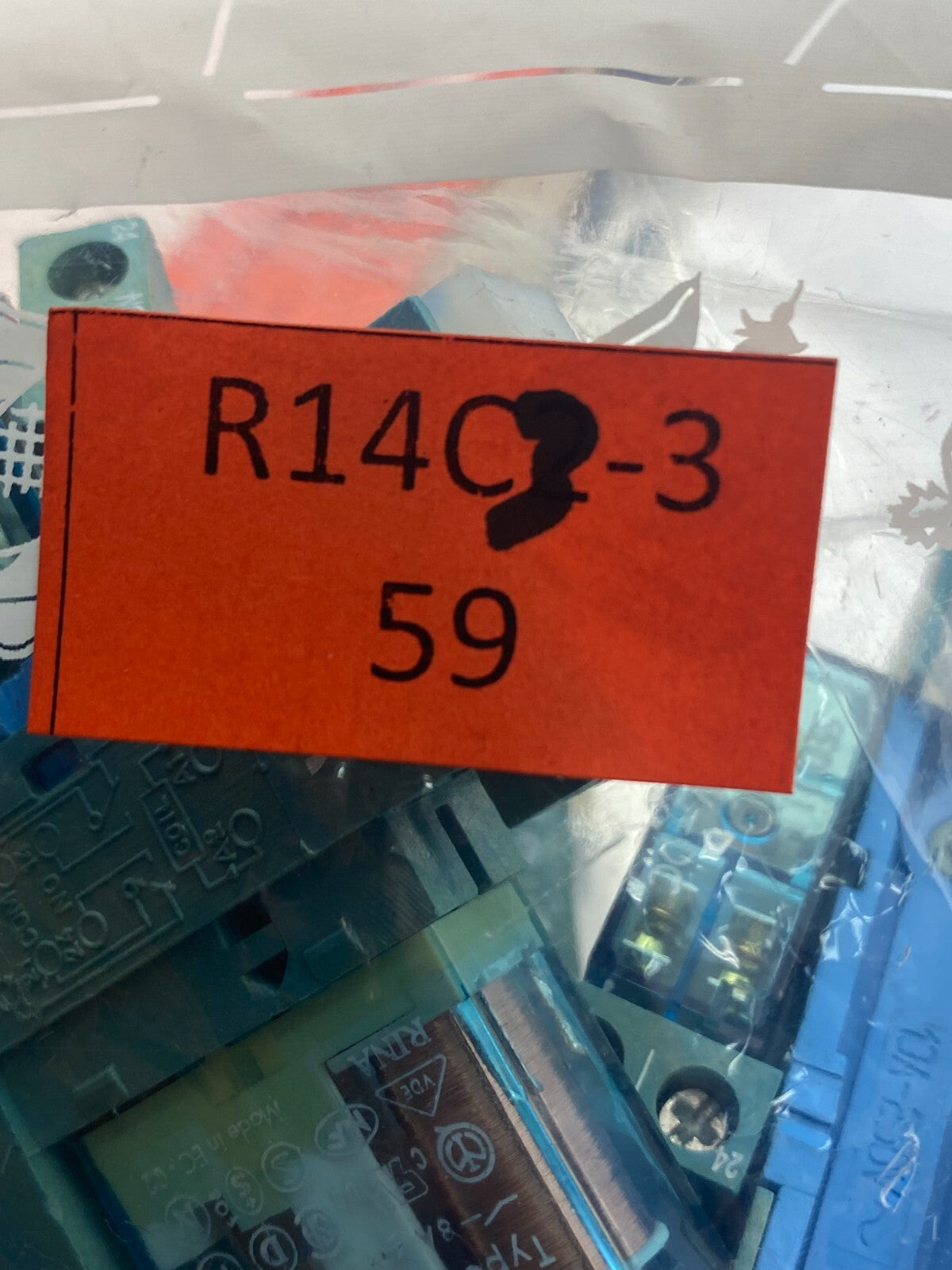 finder TYPE 40.52 8A 250V~ + finder TYPE 95.75