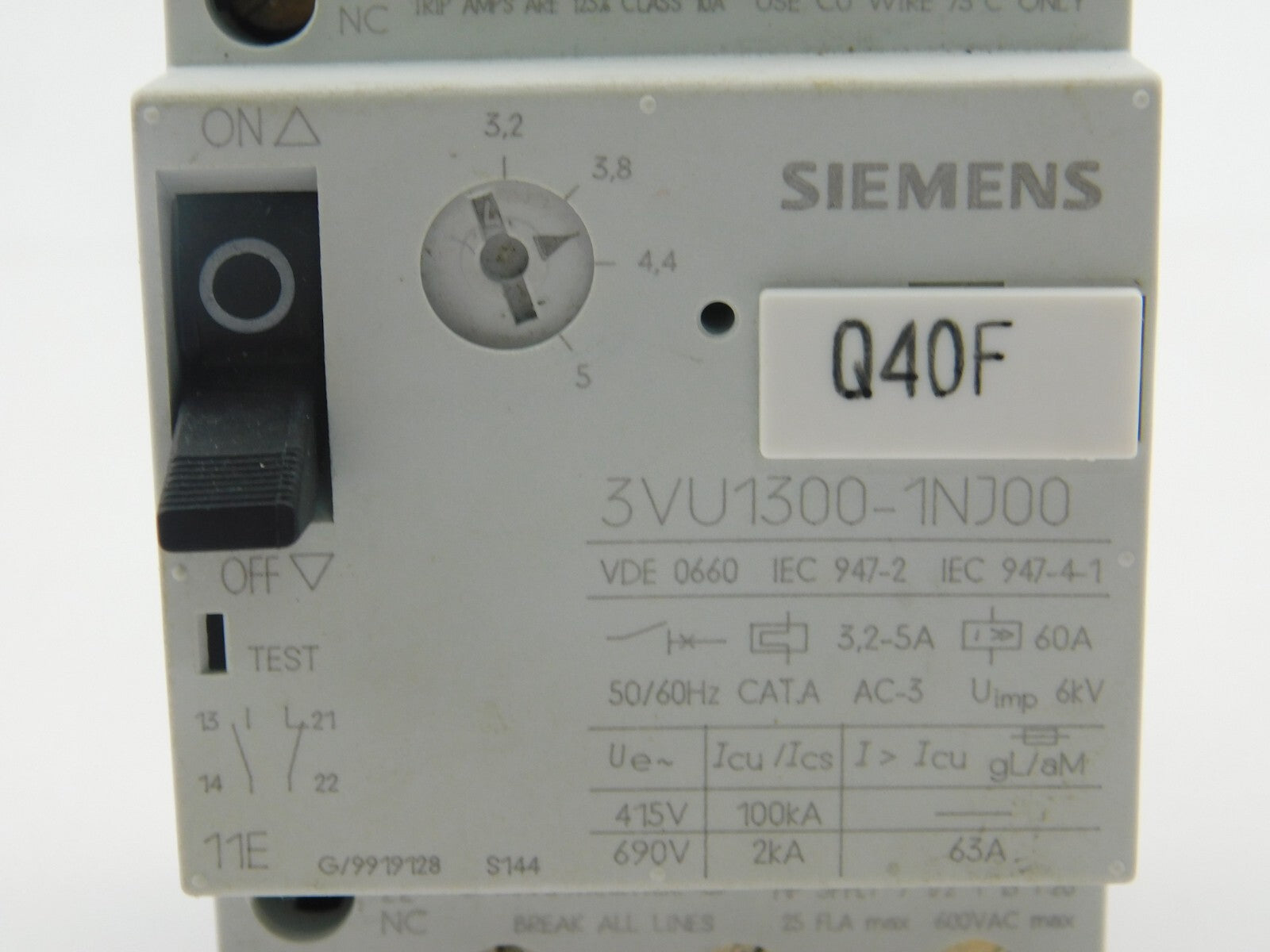 SIEMENS 3VU1300-1NJ00 Q40F