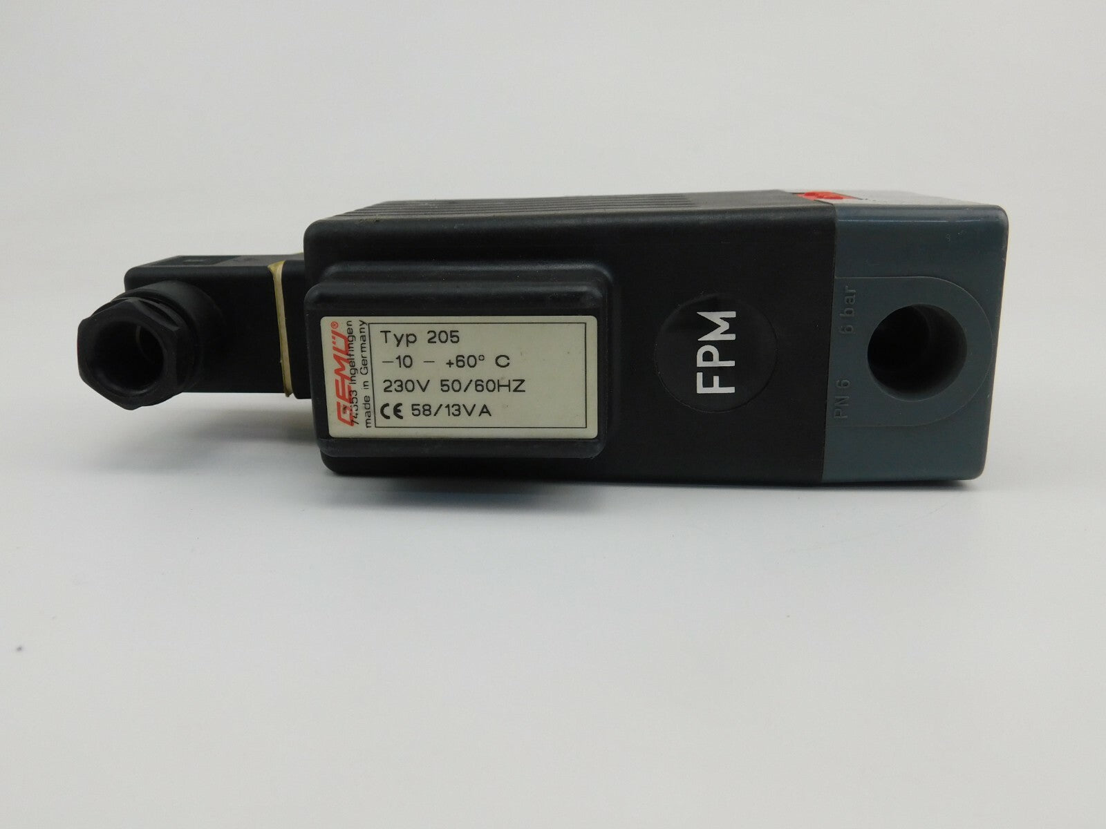 GEMÜ Magnetventil 205 10-+60 C 230V 50/60HZ 58/13VA
