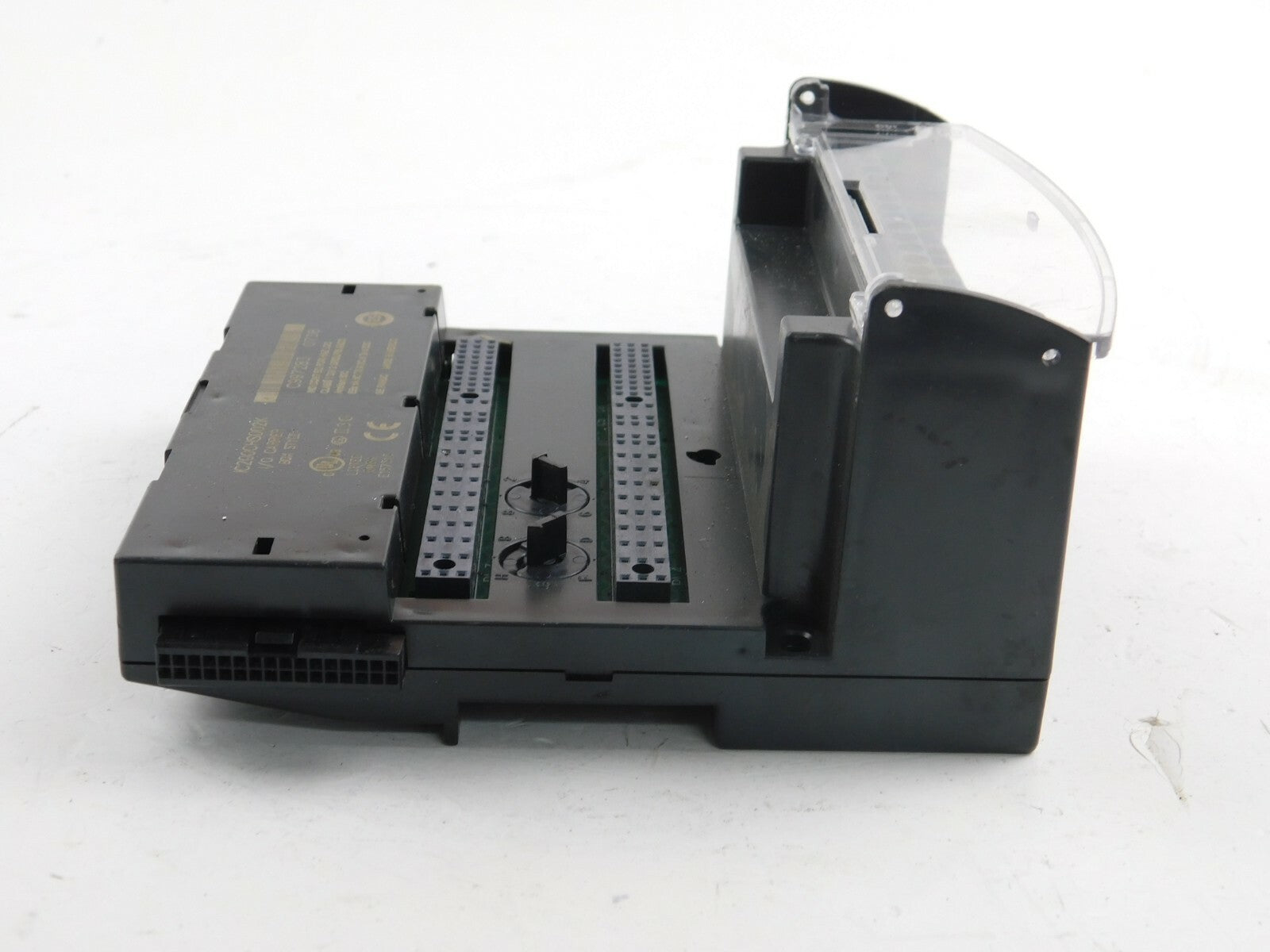 GE Fanuc IC200CHS002K  I/O Carrier Box Style