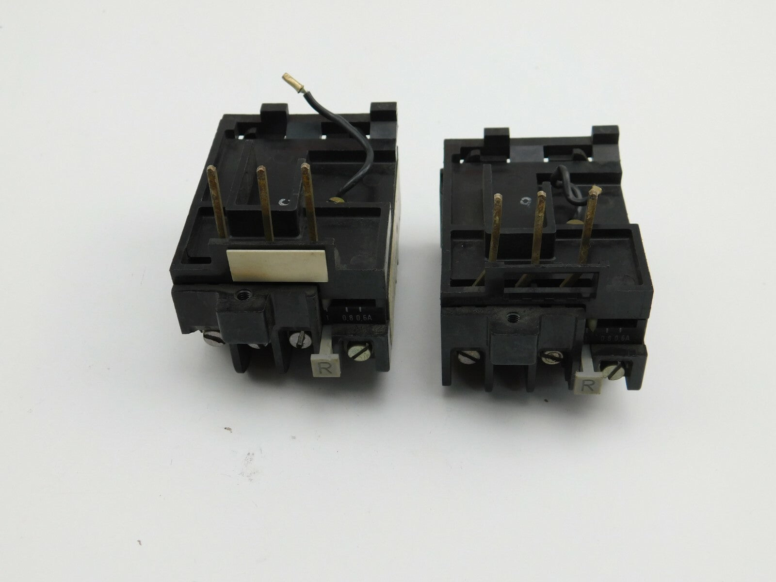 SIEMENS Überstromrelais 3UA49 00-0AF 0,6-1 A ** 2 Stück **